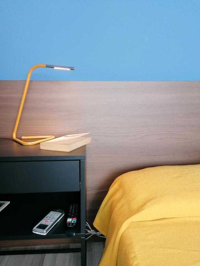 Inner City De Luxe Apartment Catania Esterno foto