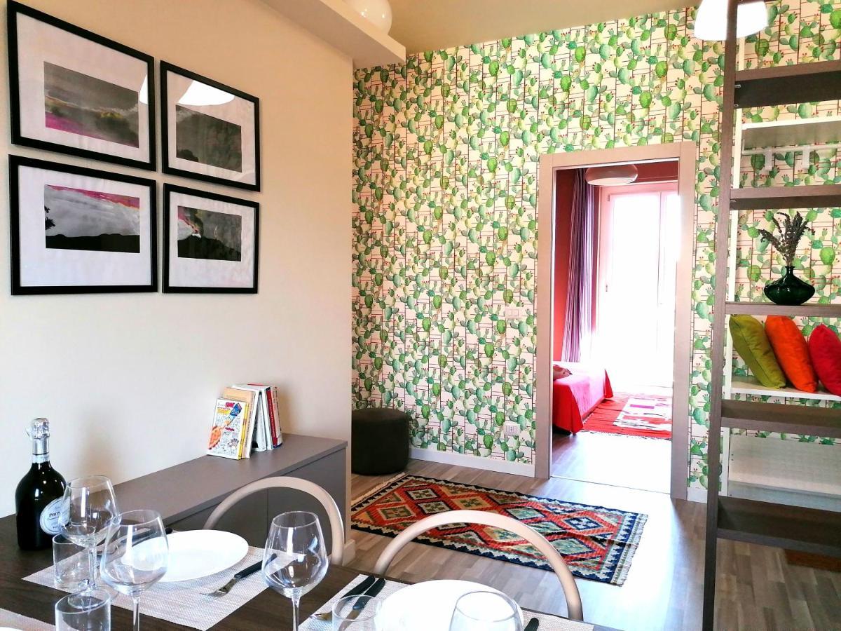 Inner City De Luxe Apartment Catania Esterno foto