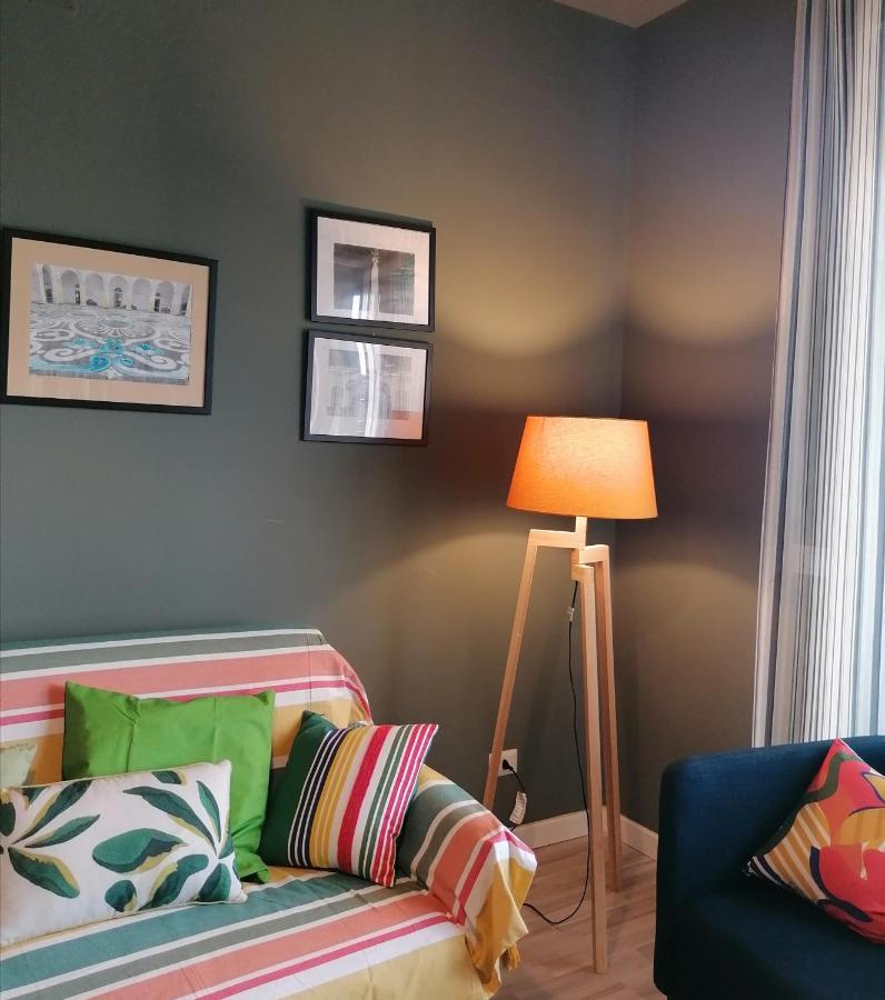 Inner City De Luxe Apartment Catania Esterno foto